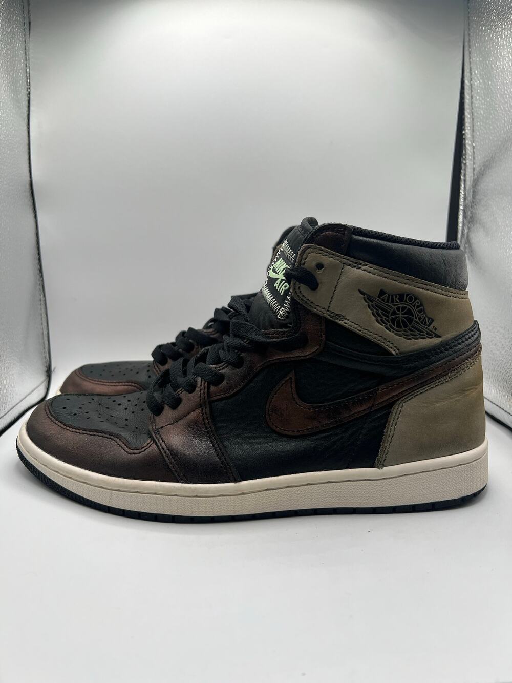 Air Jordan 1 Retro High OG “Patina” size 10 men’s